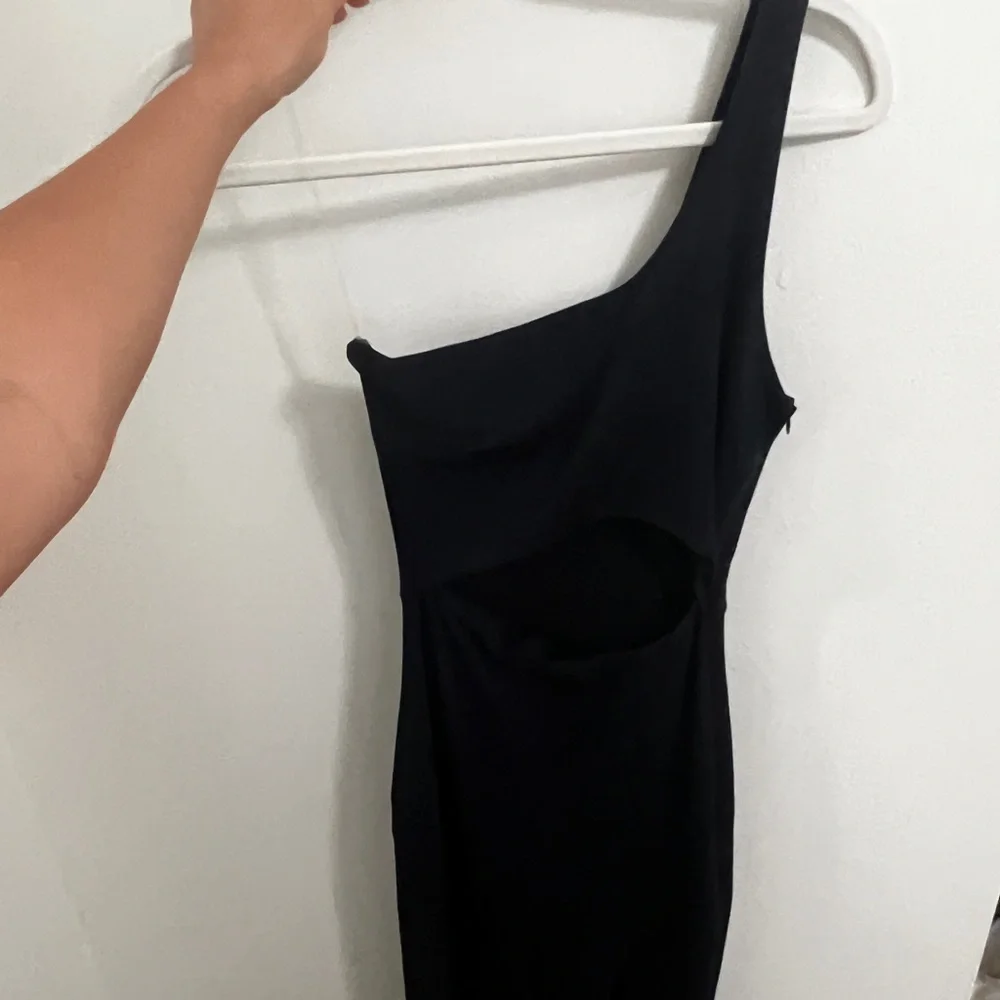 FORE Elegant Navy One-Shoulder Dress XS - Picture 2 of 8